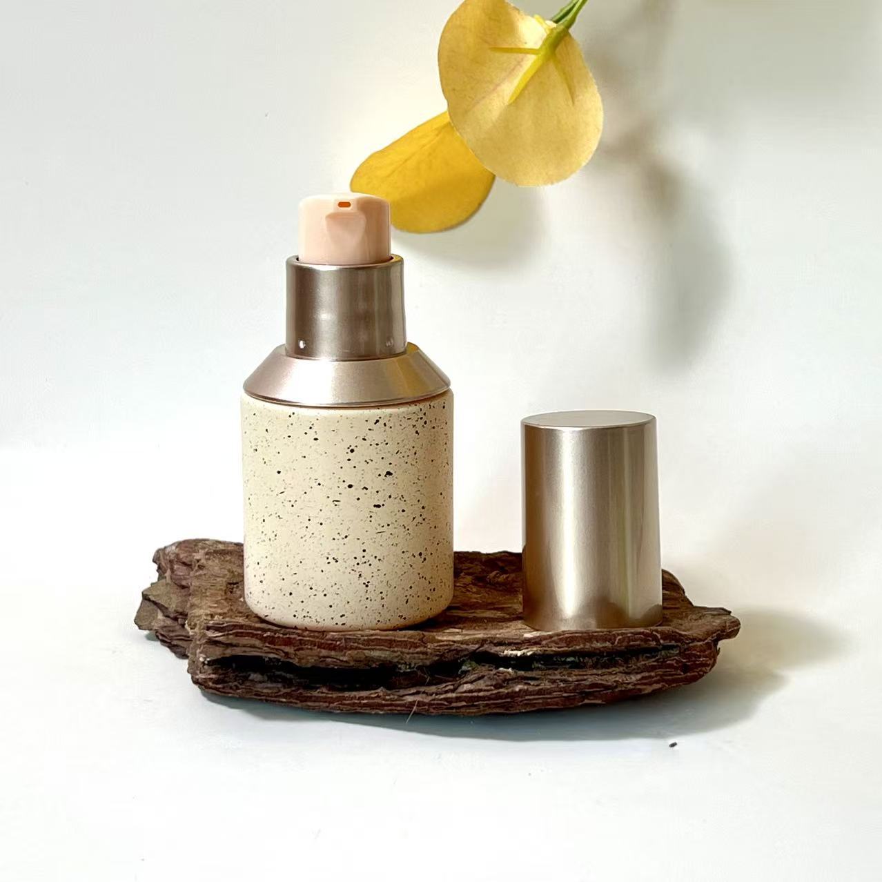 FOUNDATION BOTTLE