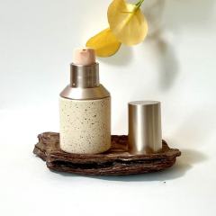 FOUNDATION BOTTLE