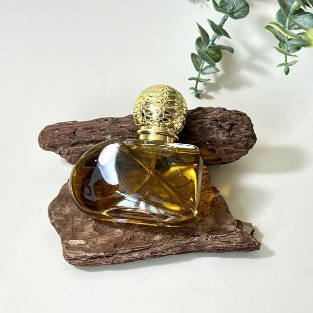 PERFUME BOTTLE