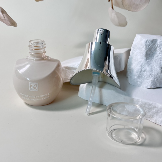 FOUNDATION BOTTLE