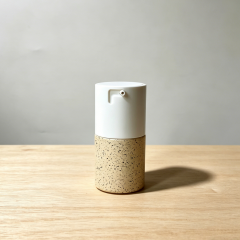 FOUNDATION BOTTLE