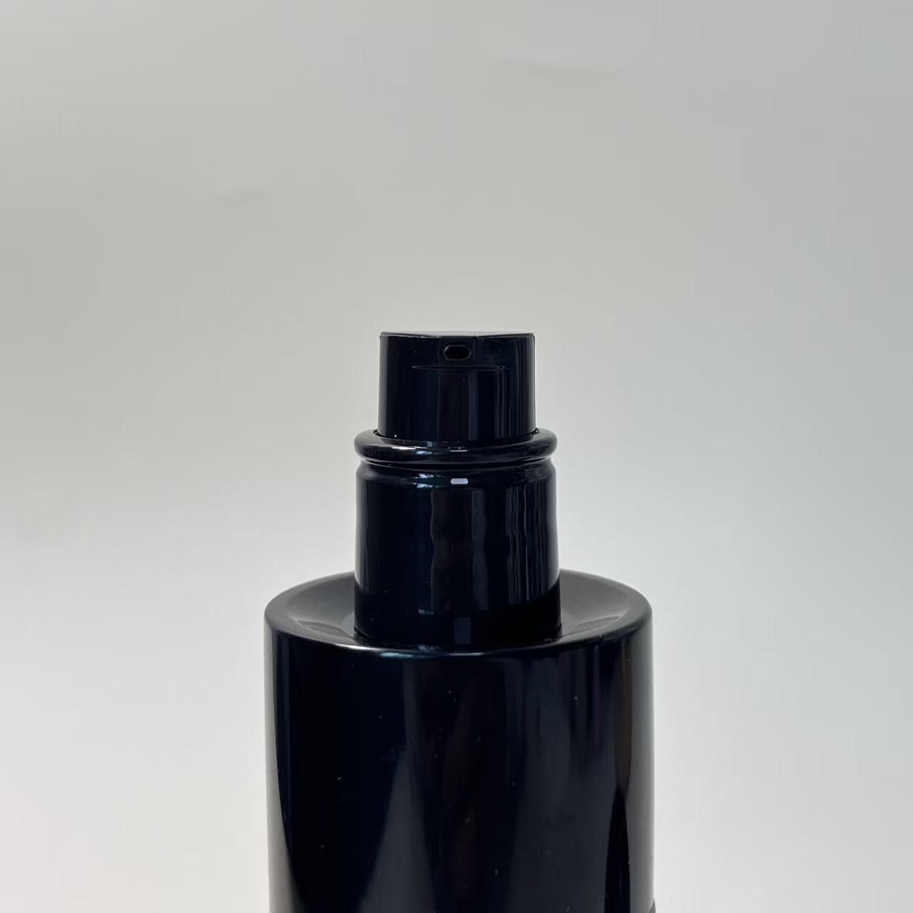 FOUNDATION BOTTLE