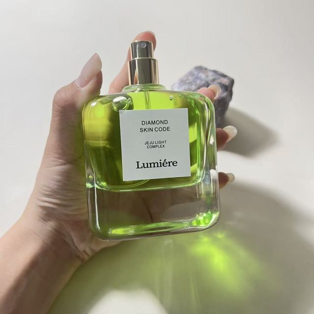 PERFUME BOTTLE