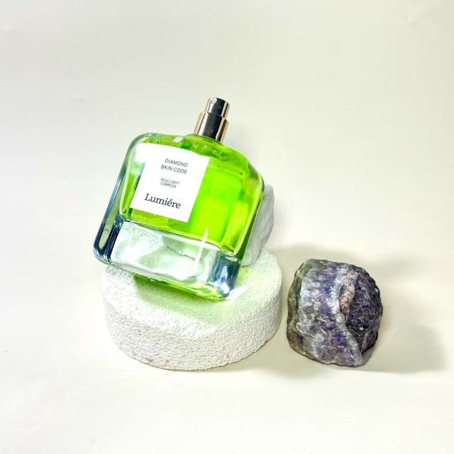 PERFUME BOTTLE