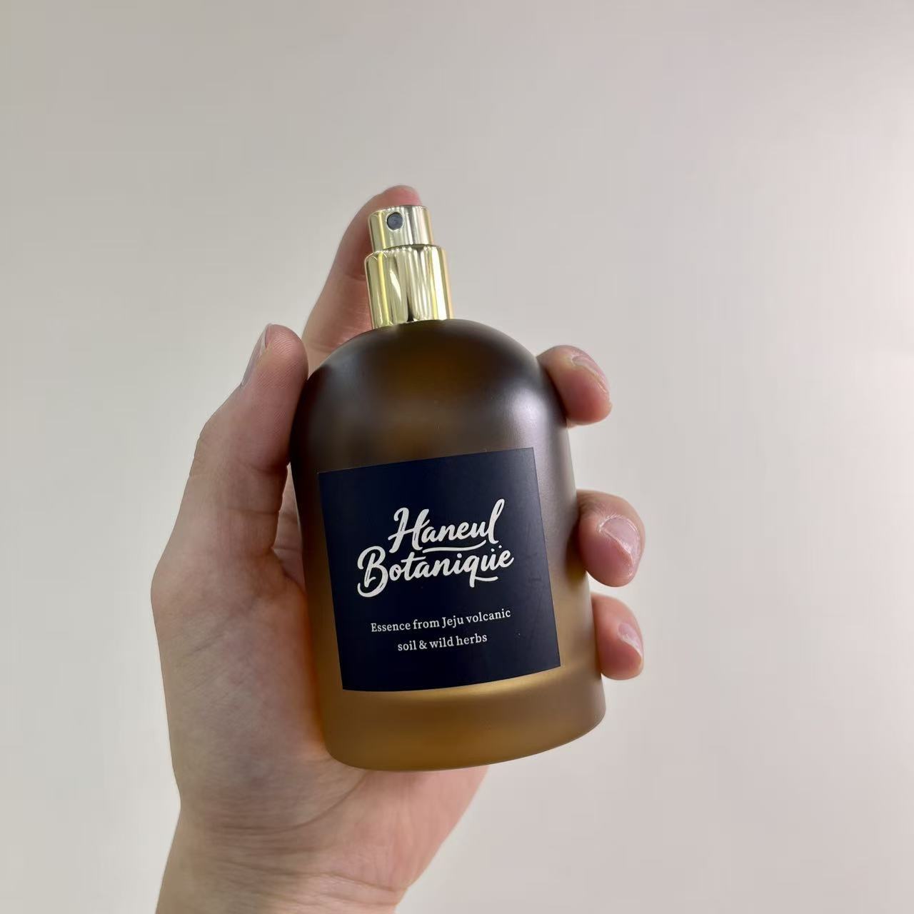 PERFUME BOTTLE