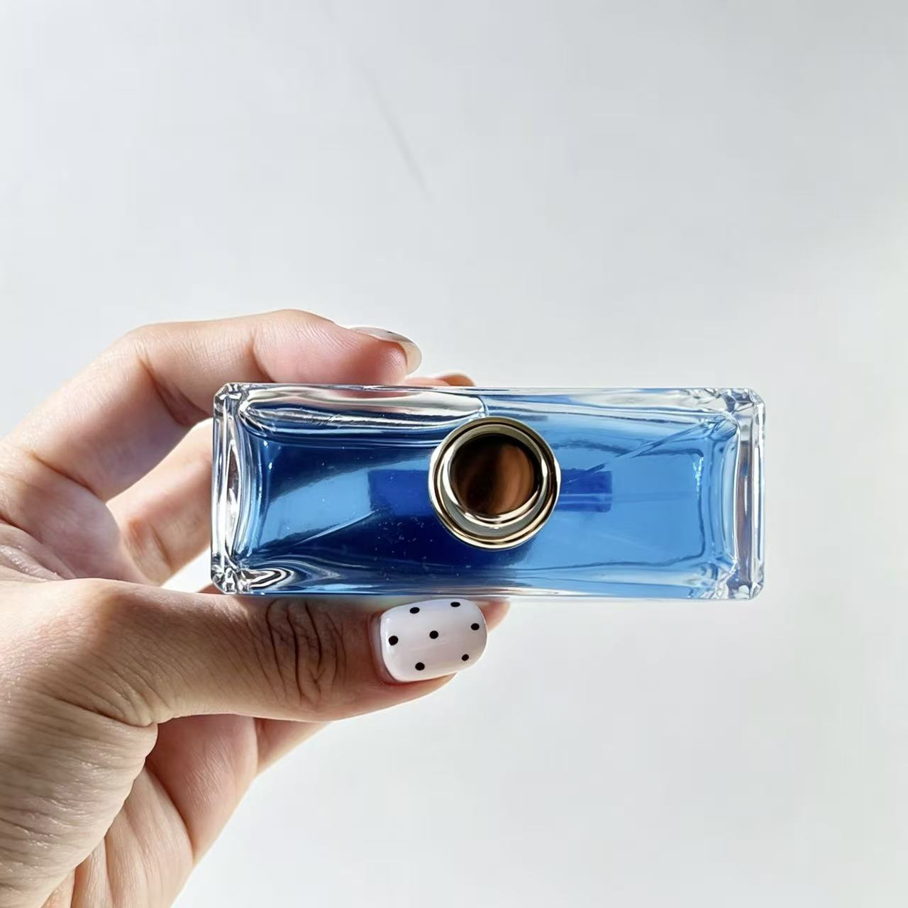 PERFUME BOTTLE