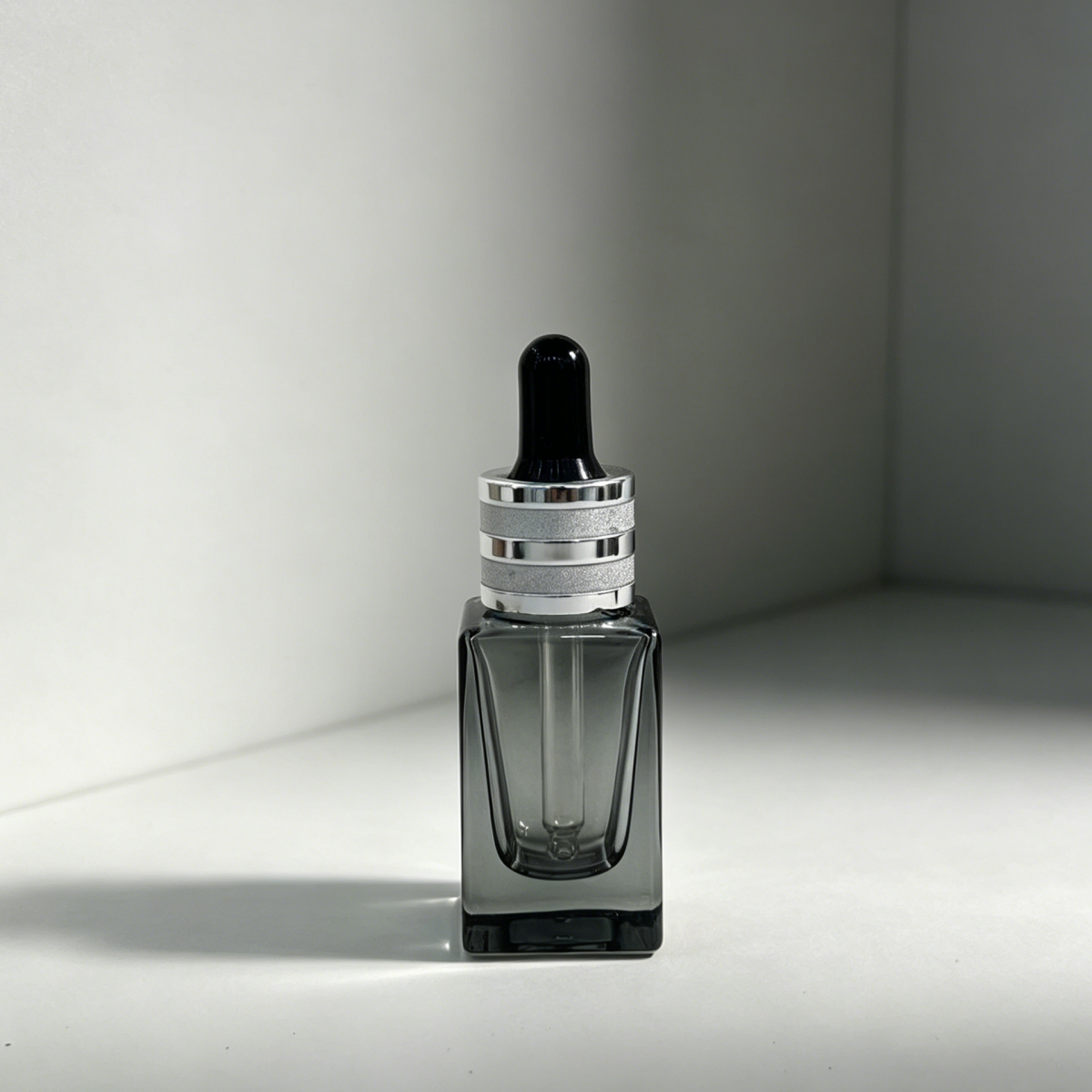 ESSENTIAL OIL DROPPER BOTTLE