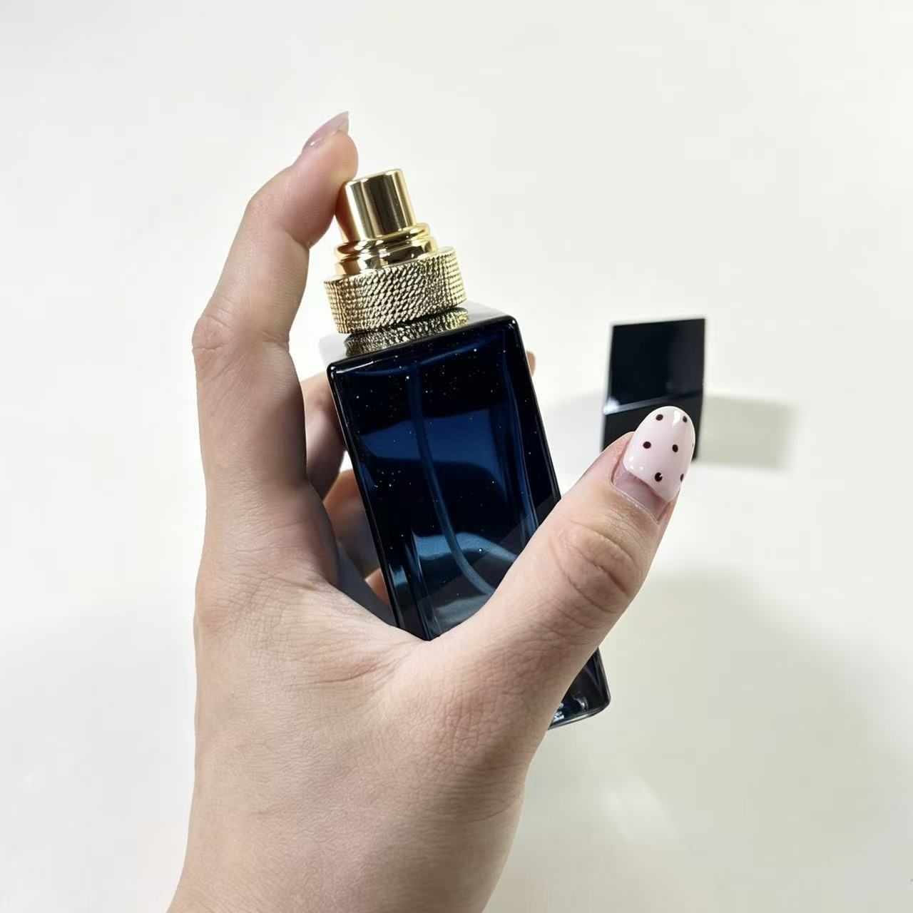 PERFUME BOTTLE