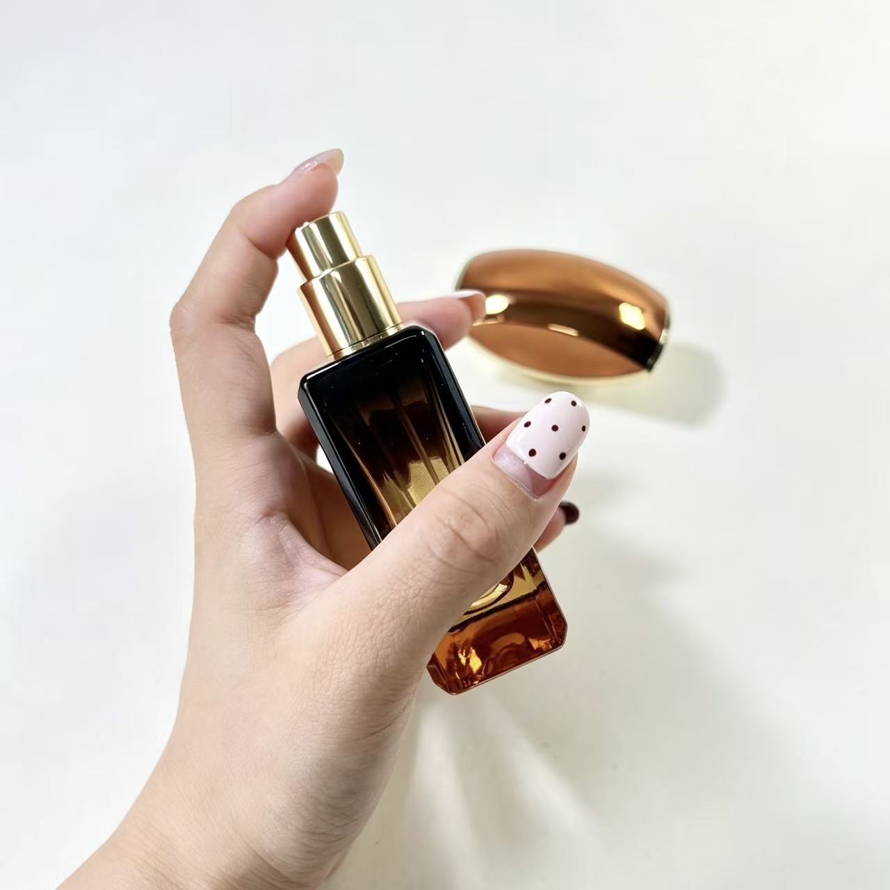 PERFUME BOTTLE