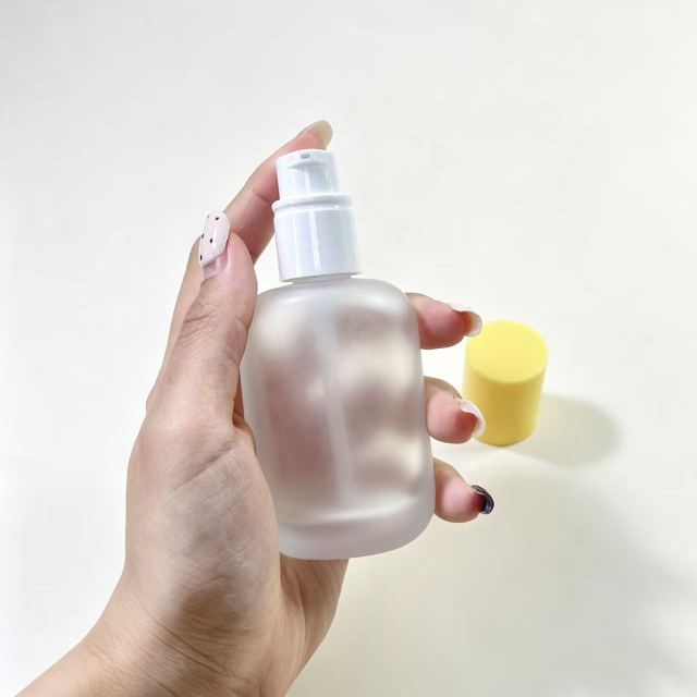 FOUNDATION BOTTLE