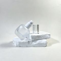FOUNDATION BOTTLE