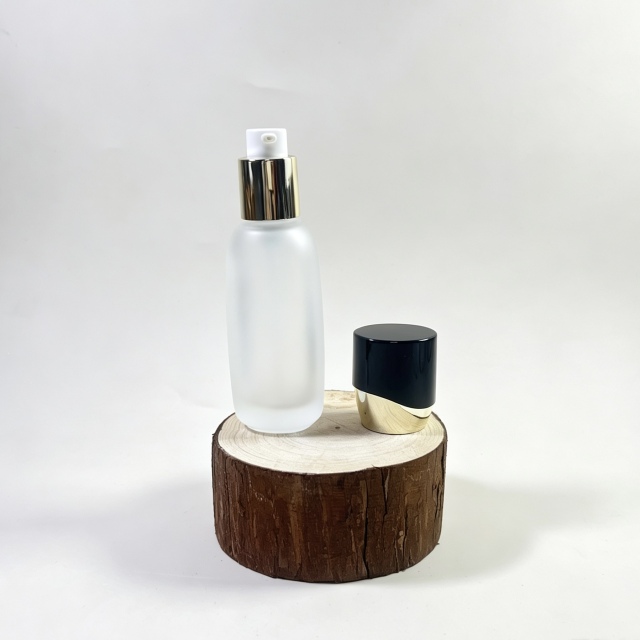 FOUNDATION BOTTLE
