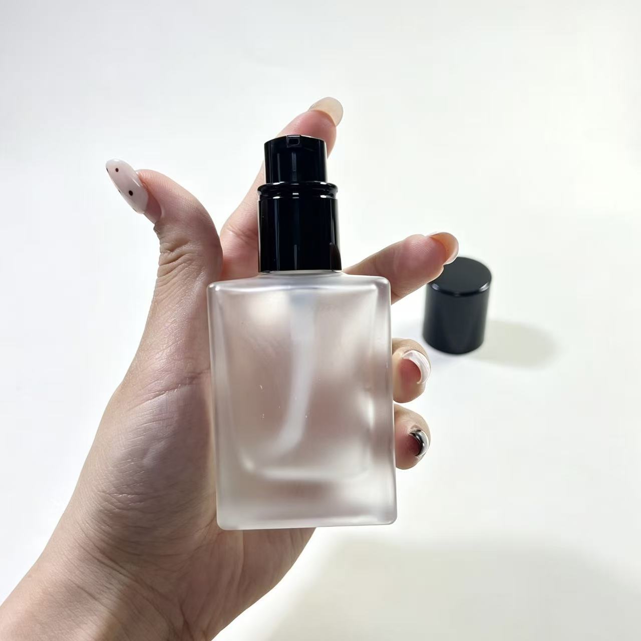 FOUNDATION BOTTLE