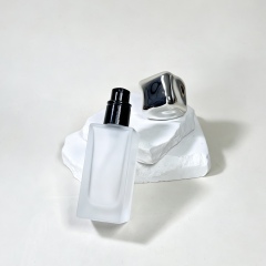 FOUNDATION BOTTLE