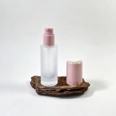 FOUNDATION BOTTLE