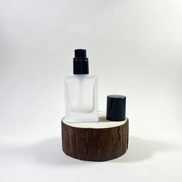 FOUNDATION BOTTLE