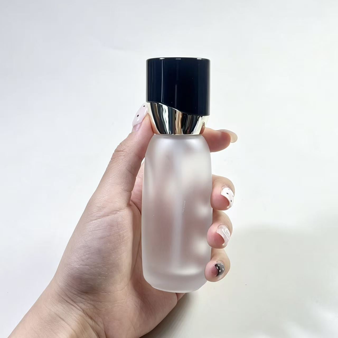 FOUNDATION BOTTLE