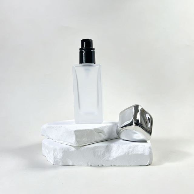 FOUNDATION BOTTLE