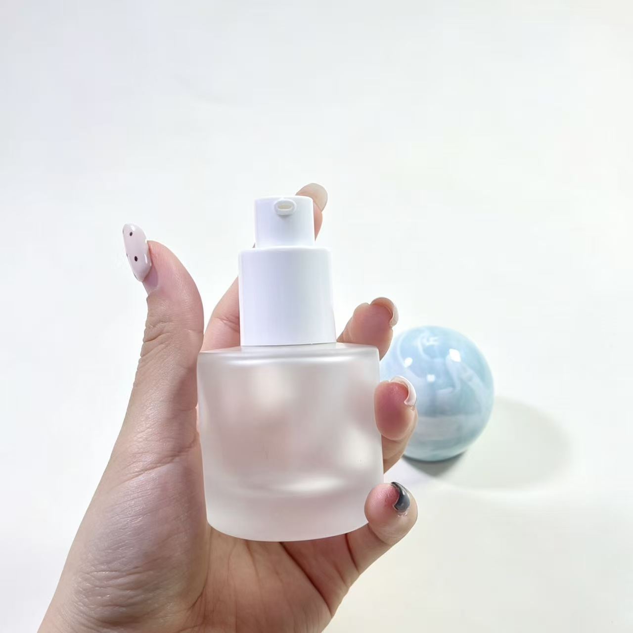 FOUNDATION BOTTLE