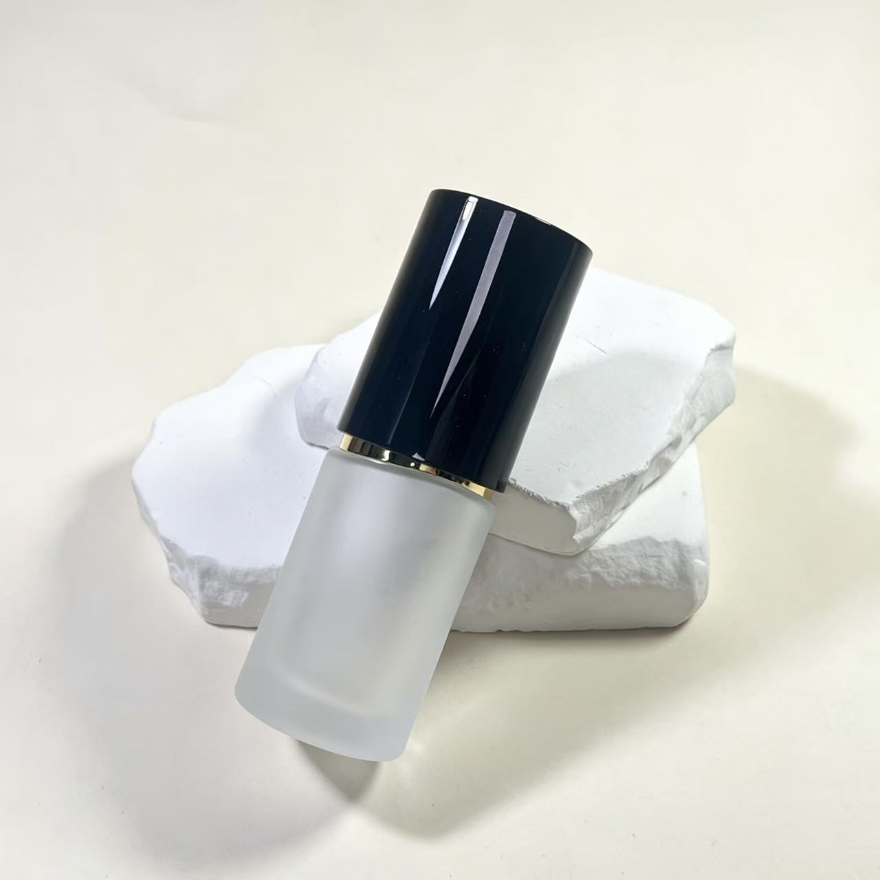 FOUNDATION BOTTLE