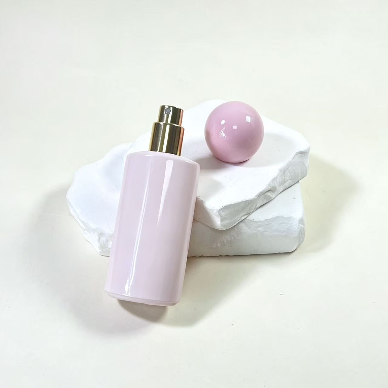 PERFUME BOTTLE