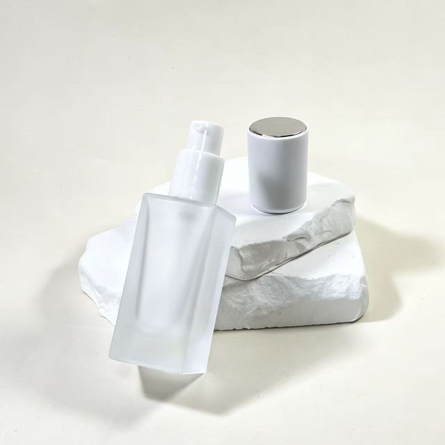 FOUNDATION BOTTLE