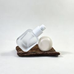 FOUNDATION BOTTLE