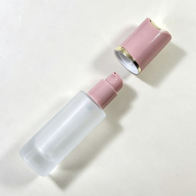 FOUNDATION BOTTLE