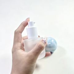 FOUNDATION BOTTLE