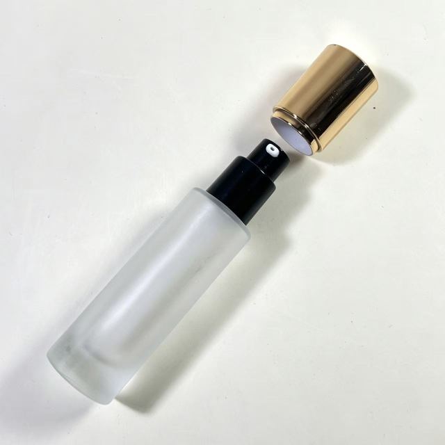 FOUNDATION BOTTLE