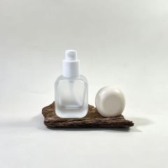 FOUNDATION BOTTLE