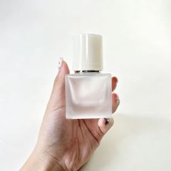FOUNDATION BOTTLE