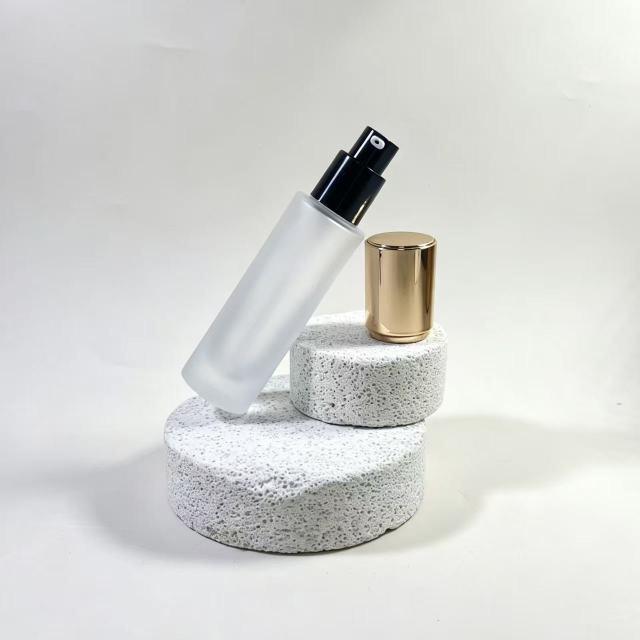 FOUNDATION BOTTLE