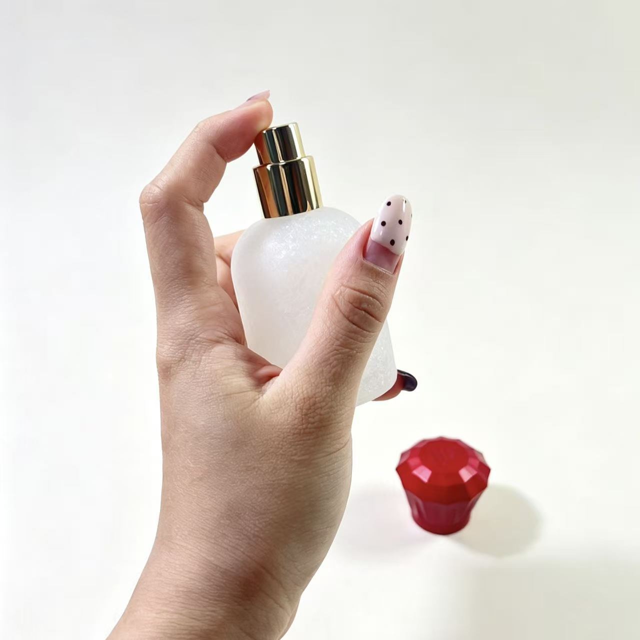 PERFUME BOTTLE
