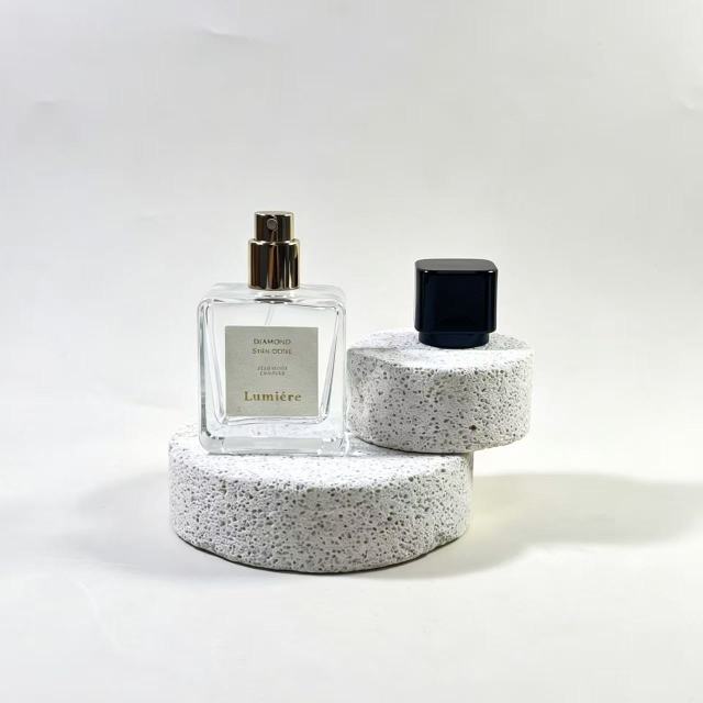 PERFUME BOTTLE