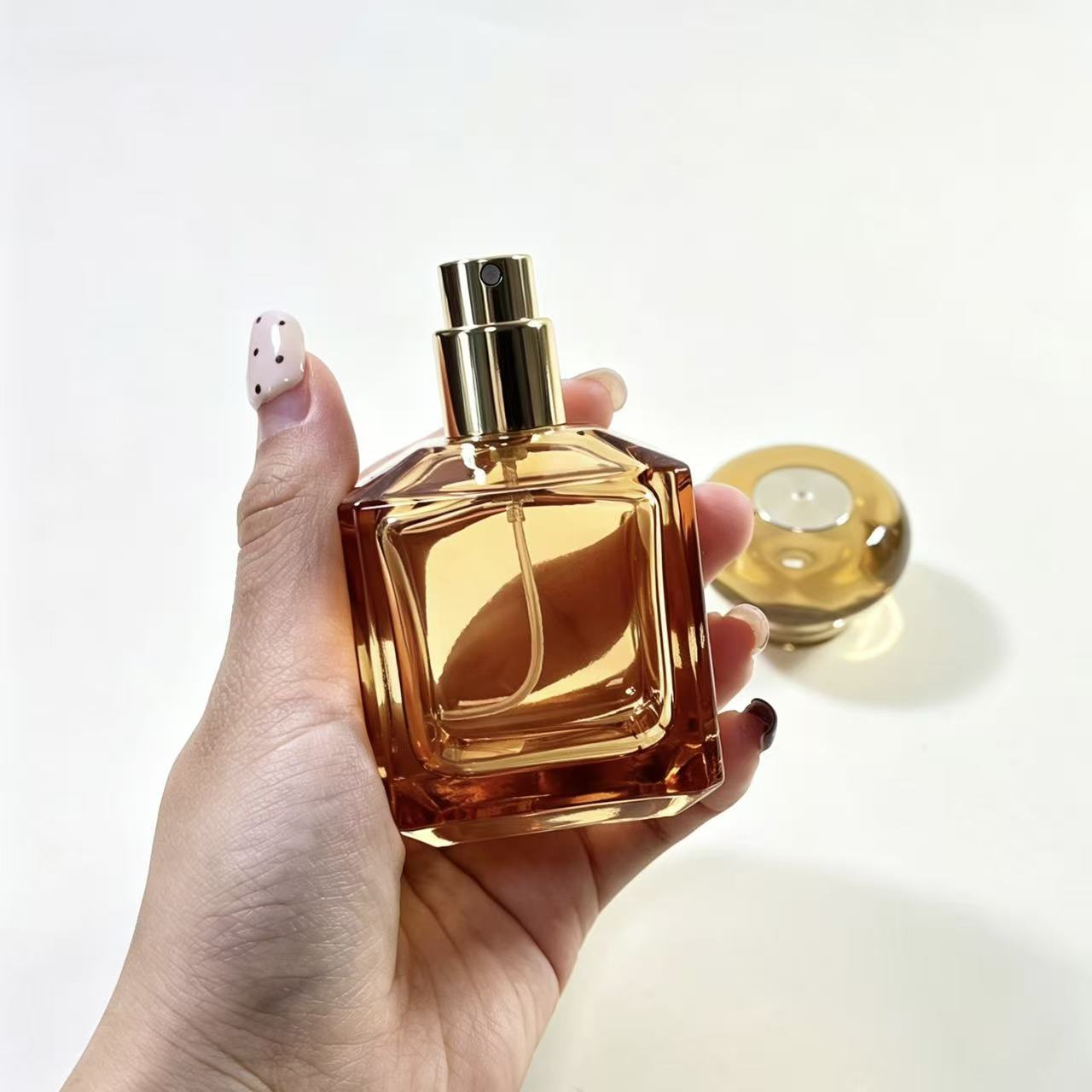 PERFUME BOTTLE