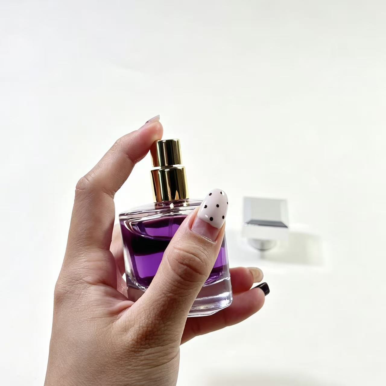 PERFUME BOTTLE