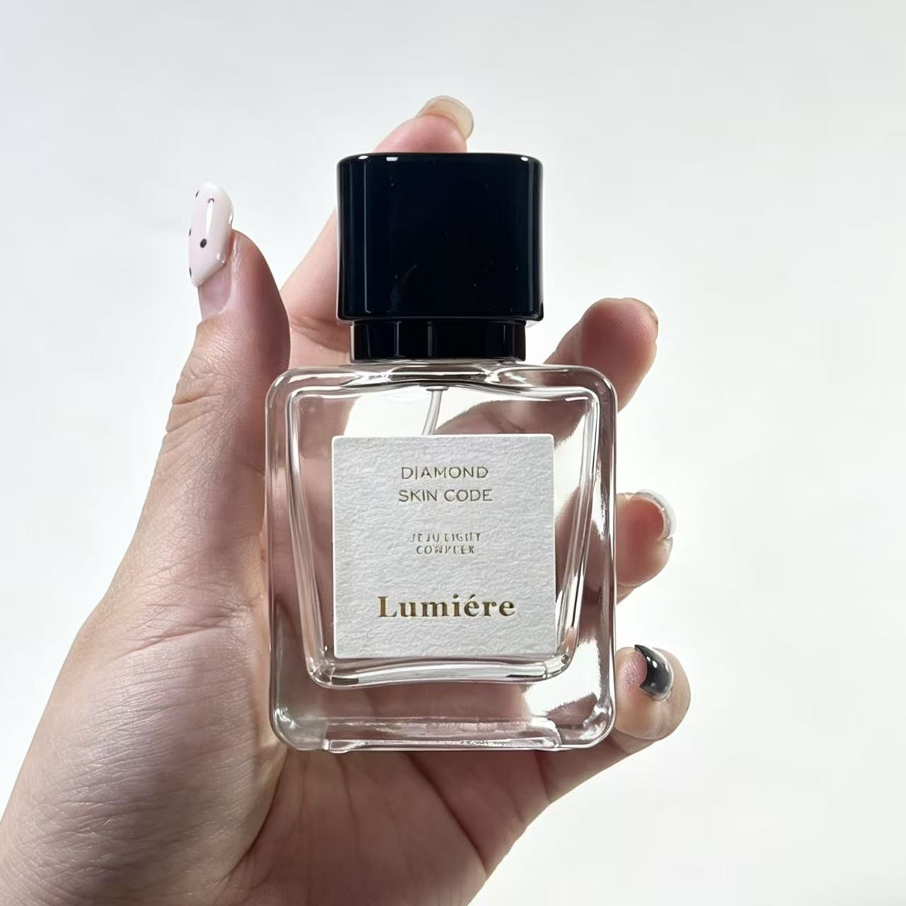PERFUME BOTTLE