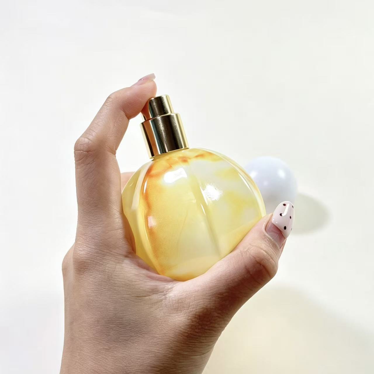 PERFUME BOTTLE