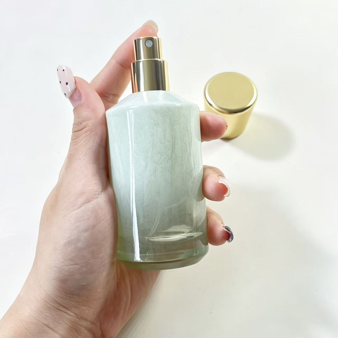 PERFUME BOTTLE