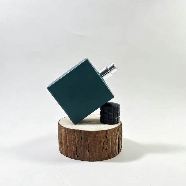 PERFUME BOTTLE