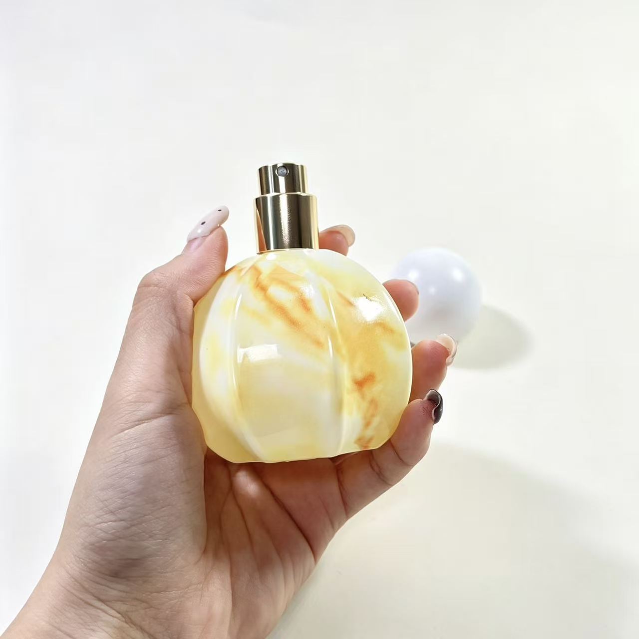 PERFUME BOTTLE
