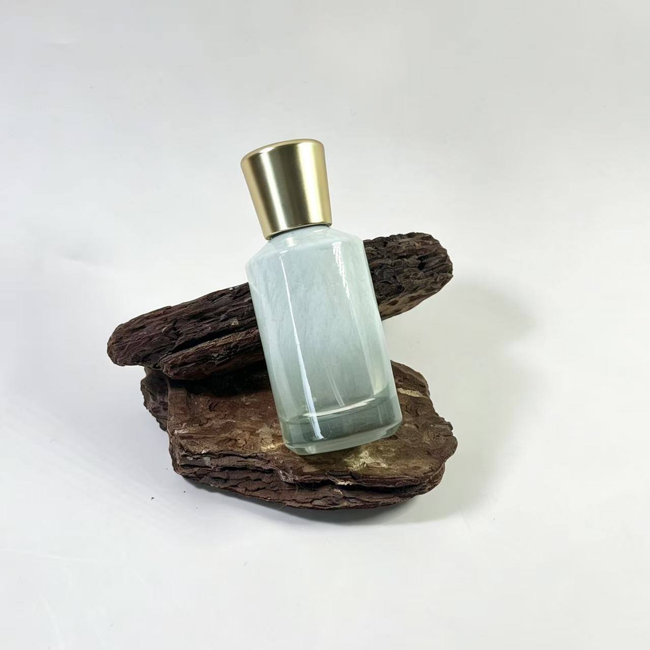 PERFUME BOTTLE