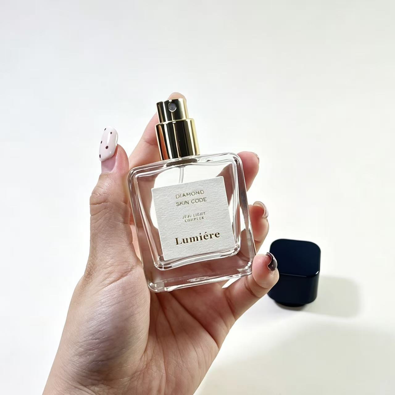 PERFUME BOTTLE