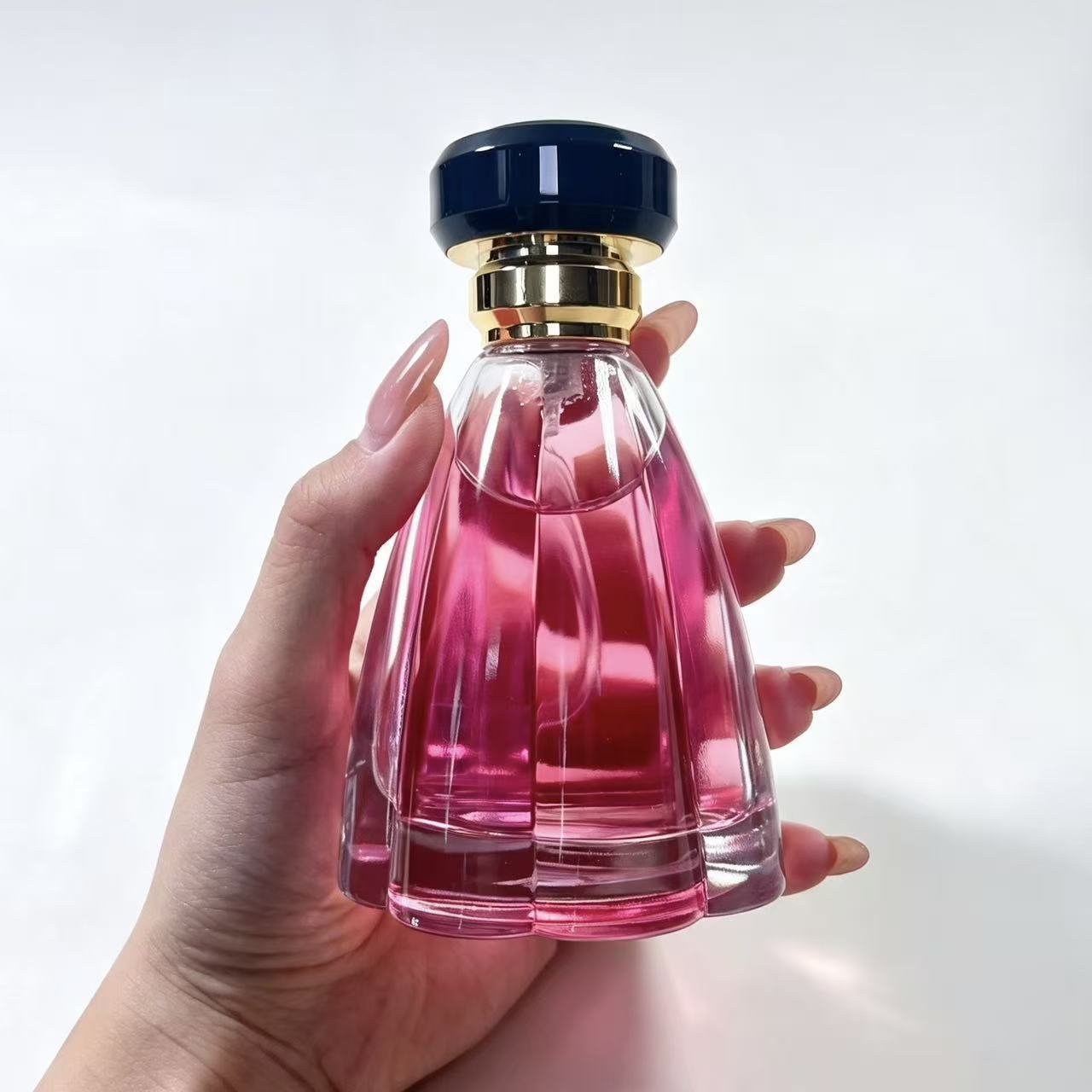 PERFUME BOTTLE