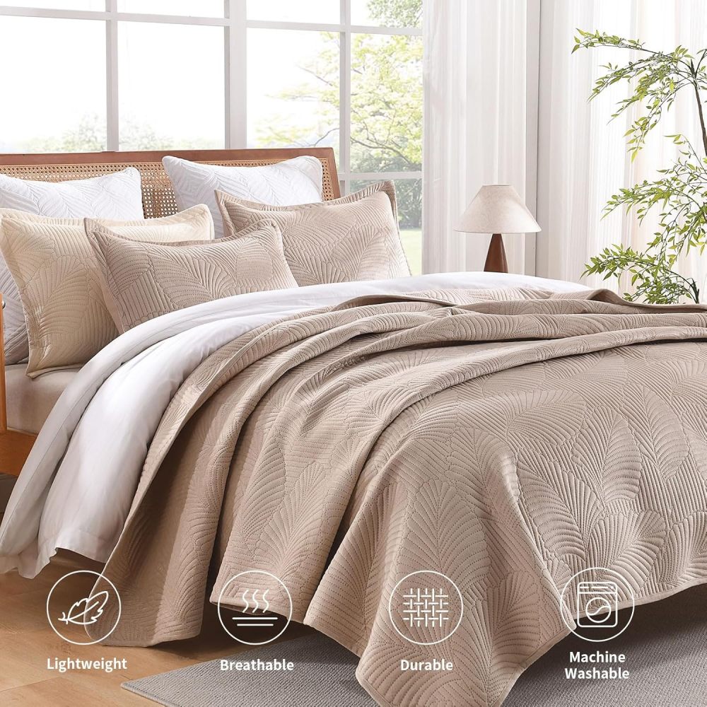 Velvet Quilt Set King Size, 3 Pieces Lightweight Summer Quilt Bedding Set, Luxury Soft Bedspread with 2 Pillow Shams, Breathable Ultrasonic Coverlet for Bed, All Season