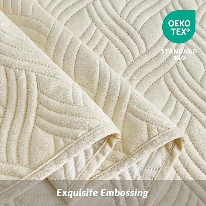 Velvet Quilt Set King Size, 3 Pieces Lightweight Summer Quilt Bedding Set, Luxury Soft Bedspread with 2 Pillow Shams, Breathable Ultrasonic Coverlet for Bed, All Season