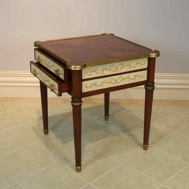 ,MY SHOP,British Classic Solid Wood Square End Table – Functional and Elegant Design for Living Room Spaces,foshan furniture factory,custom Furniture factory,china furniture factory