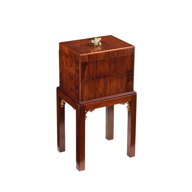 ,MY SHOP,British Classic Solid Wood End Table – Functional and Timeless Design for Your Living Room Decor,foshan furniture factory,custom Furniture factory,china furniture factory