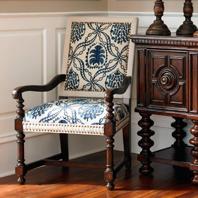 ,MY SHOP,Classic Wooden Dining Chair with Upholstered Seat for Traditional Dining Rooms,foshan furniture factory,custom Furniture factory,china furniture factory